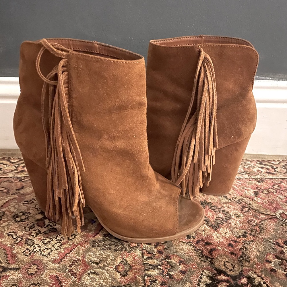 Dolce Vita booties